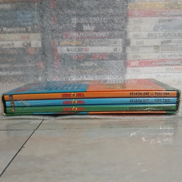 King of The Hill - The Complete First Season (NEW SEALED) - Picture 3 of 4